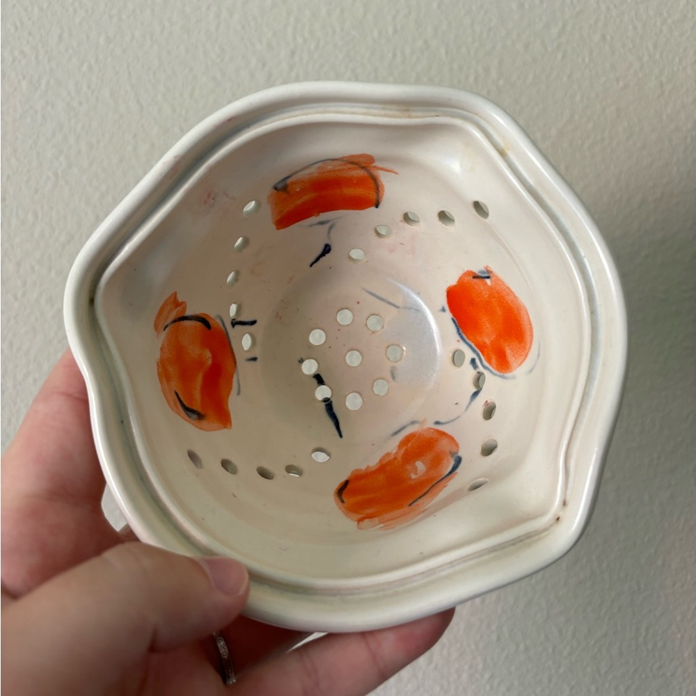 Handmade Berry Bowl/Colander - Picture 2 of 4